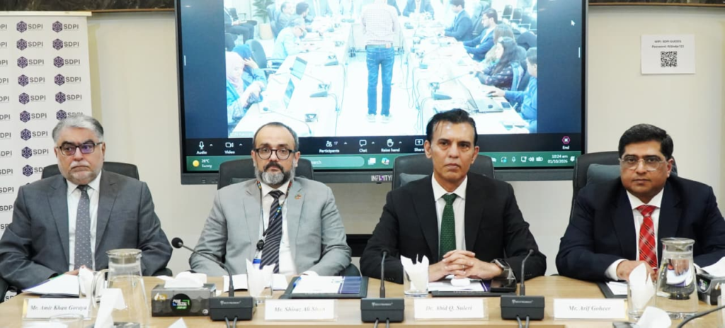 پاکستان کوپ 31 کانفرنس میں محض موسمیاتی تبدیلیوں سے متاثرہ ملک کی حیثیت سے اپنا مقدمہ پیش کرنے کے بجائے قابل اعتماد اعدادوشمار، قابل سرمایہ کاری منصوبوں اور مضبوط بین الاقوامی اتحاد کے ساتھ شریک ہو، موسمیاتی ماہرین