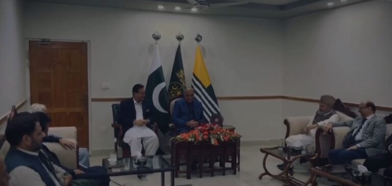 صدر آزاد کشمیر ڈاکٹر محمدنجیب خان سے حریت کانفرنس کےوفد کی ملاقات، مقبوضہ کشمیر کی تازہ صورتحال سمیت مختلف امور پرتفصیلی تبادلہ خیال