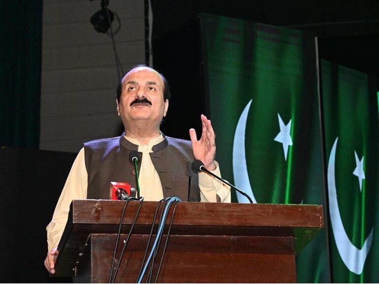 پاکستان سکول مسقط میں ہائی اچیورز ایوارڈز کی تقریب میں رانا مشہود احمد خاں کی بطور مہمان خصوصی شرکت