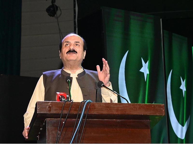 پاکستان سکول مسقط میں ہائی اچیورز ایوارڈز کی تقریب میں رانا مشہود احمد خاں کی بطور مہمان خصوصی شرکت
