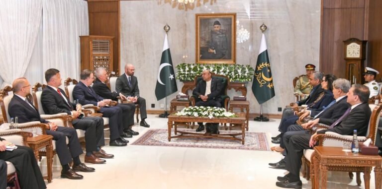 صدر مملکت سے پولینڈ کے وزیر اور خصوصی خدمات کے کوآرڈینیٹر کی ملاقات،صدر آصف زرداری کا دونوں ممالک کے درمیان دوطرفہ تعاون کو کثیرالجہتی شراکت داری میں تبدیل کرنے کی ضرورت پر زور