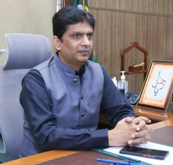 کمشنر ملتان ڈویژن کی میونسپل کارپوریشن کی ترقیاتی سکیموں میں کم لاگت، معیاری ڈیزائن کو یقینی بنانے کی ہدایت