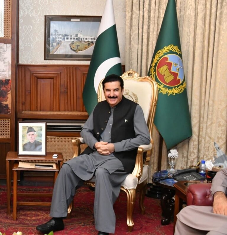 گورنر خیبرپختونخوا کابلوچستان میں دہشت گردوں کے خلاف کامیاب کارروائی پر سکیورٹی فورسز کو خراج تحسین