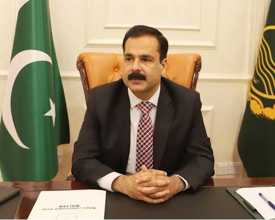 حسین آگاہی بازار کی اپ گریڈیشن کے کام میں مزید تیزی لائی جائے ،ڈپٹی کمشنر ملتان